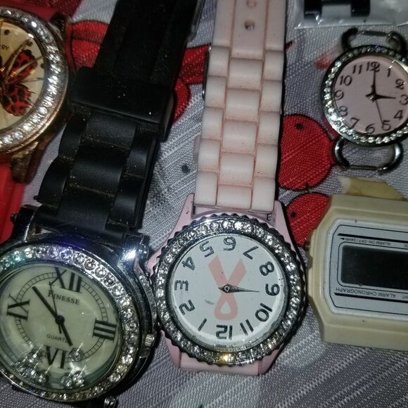 Watch bundle  - Picture 4 of 10